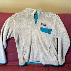 Grey and teal Patagonia pull over